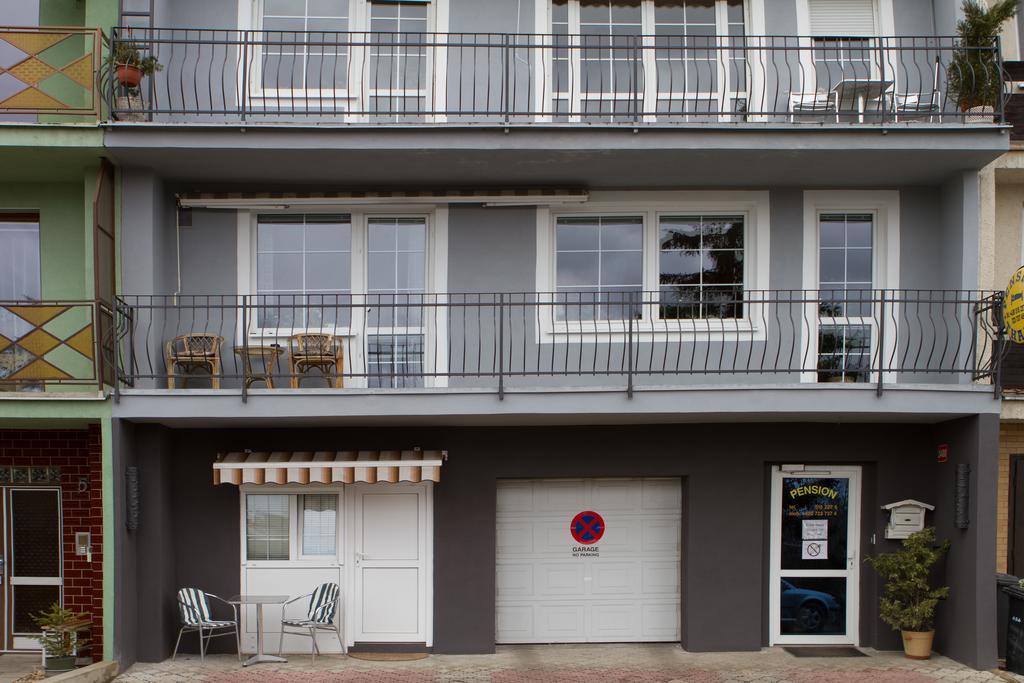 Pension Thaya Znojmo Exteriör bild