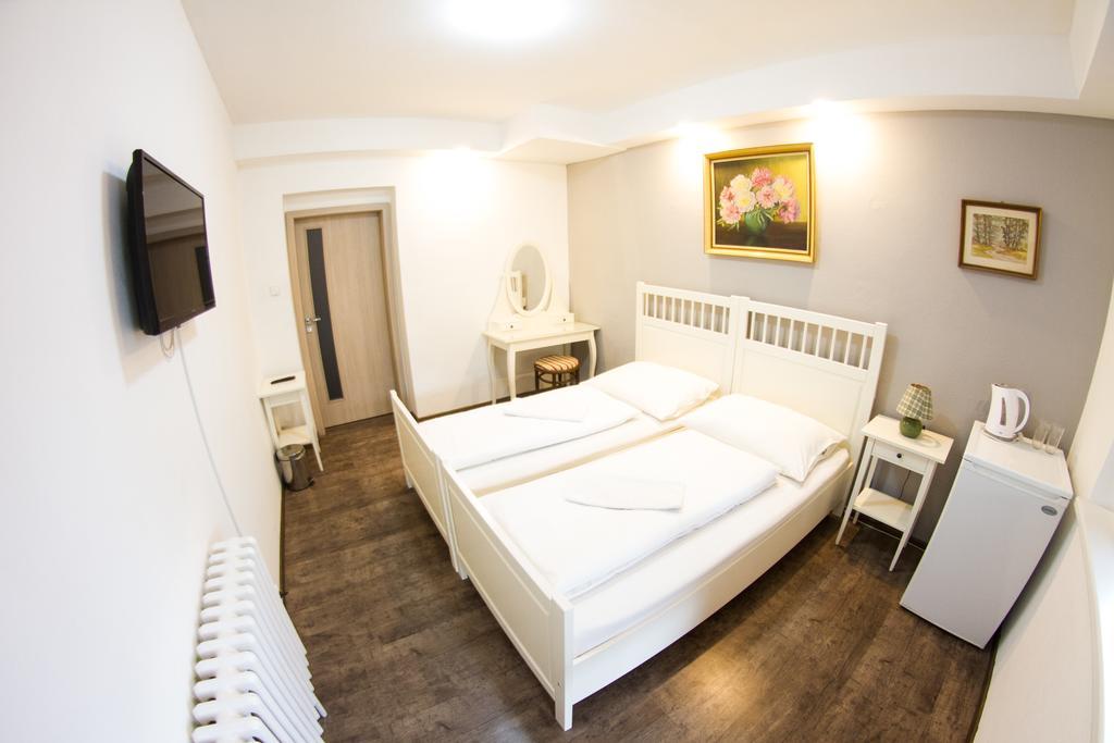 Pension Thaya Znojmo Exteriör bild
